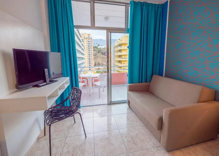 ホテル Checkin Concordia Playa