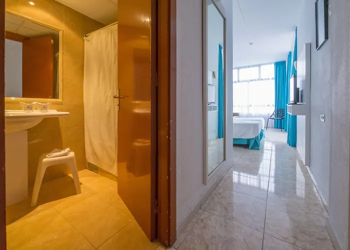 Отель Checkin Concordia Playa Пуэрто-де-ла-Крус