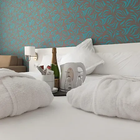Отель Checkin Concordia Playa 4*
