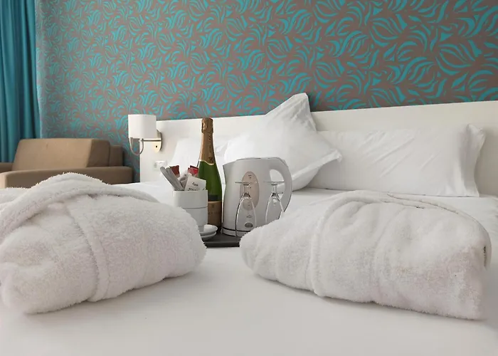 Hotel Checkin Concordia Playa 4*